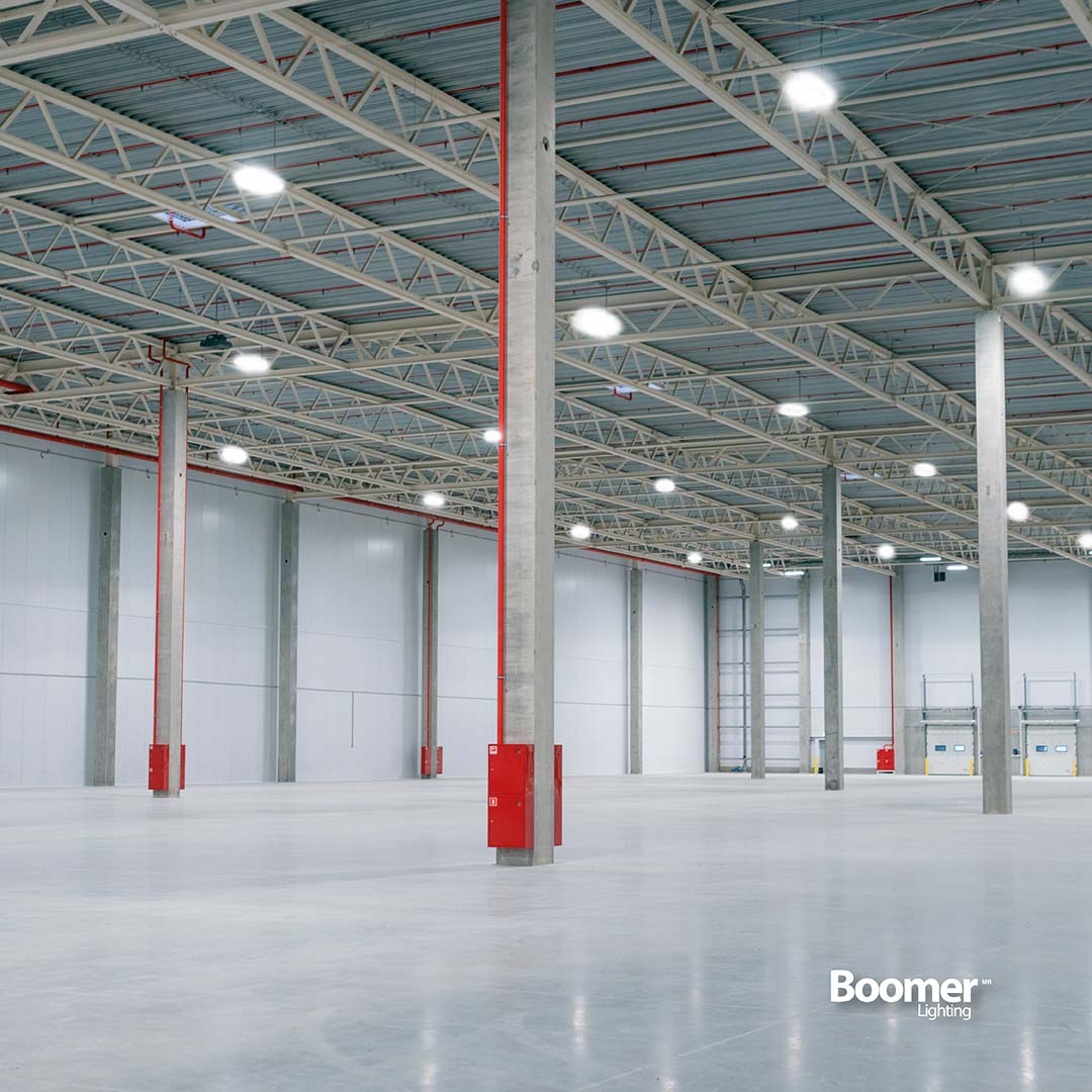 LÁMPARA INDUSTRIAL HIGHBAY UFO LED DE LUZ FRÍA 150W IP65 22500LM