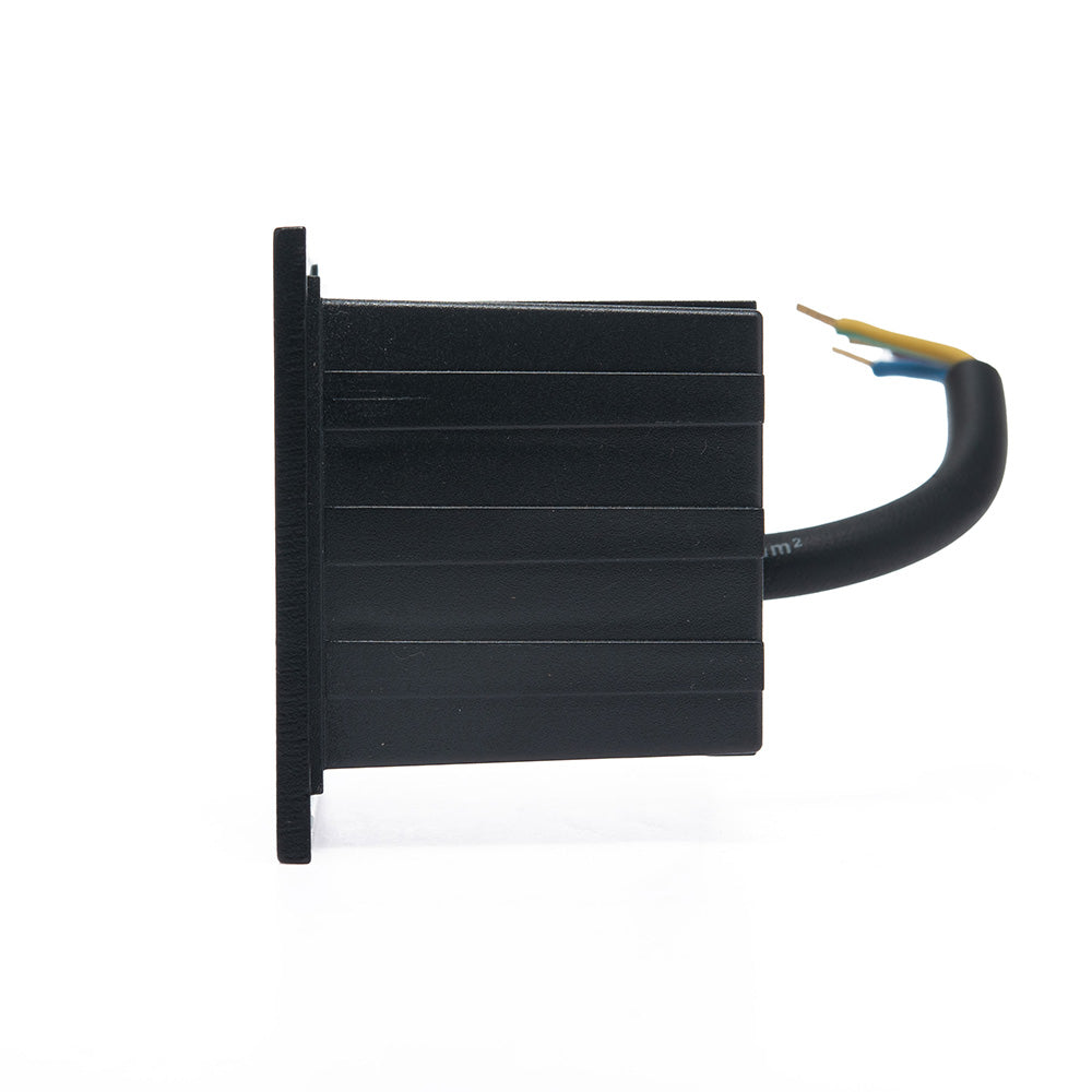 LÁMPARA DE CORTESÍA EMPOTRABLE NEGRO A4, 3W, 3000K, IP65