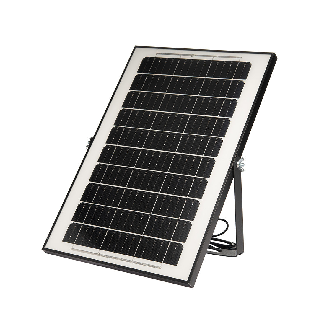 REFLECTOR CON PANEL SOLAR 3CCT, 100W, BLANCOS DINAMICOS, 1100 LM