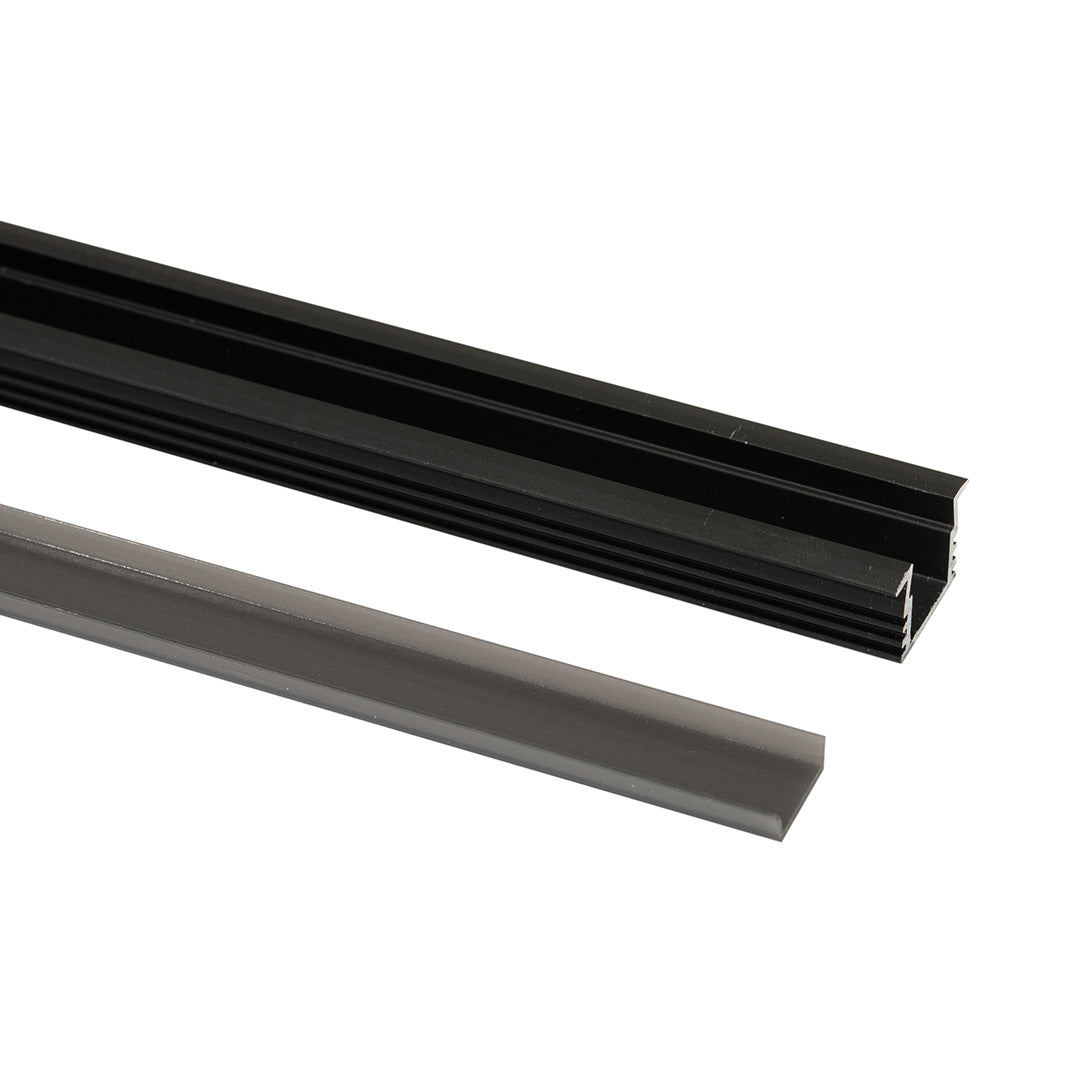 PERFIL EMPOTRABLE NEGRO CON CEJA R PARA TIRA, 2M, IP44, AL