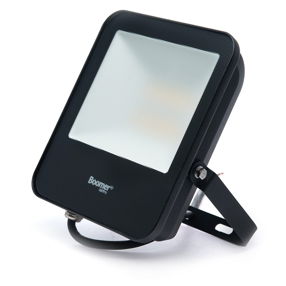 REFLECTOR INTELIGENTE 30W, 2400LM, RGB, BT, MANEJO POR APP